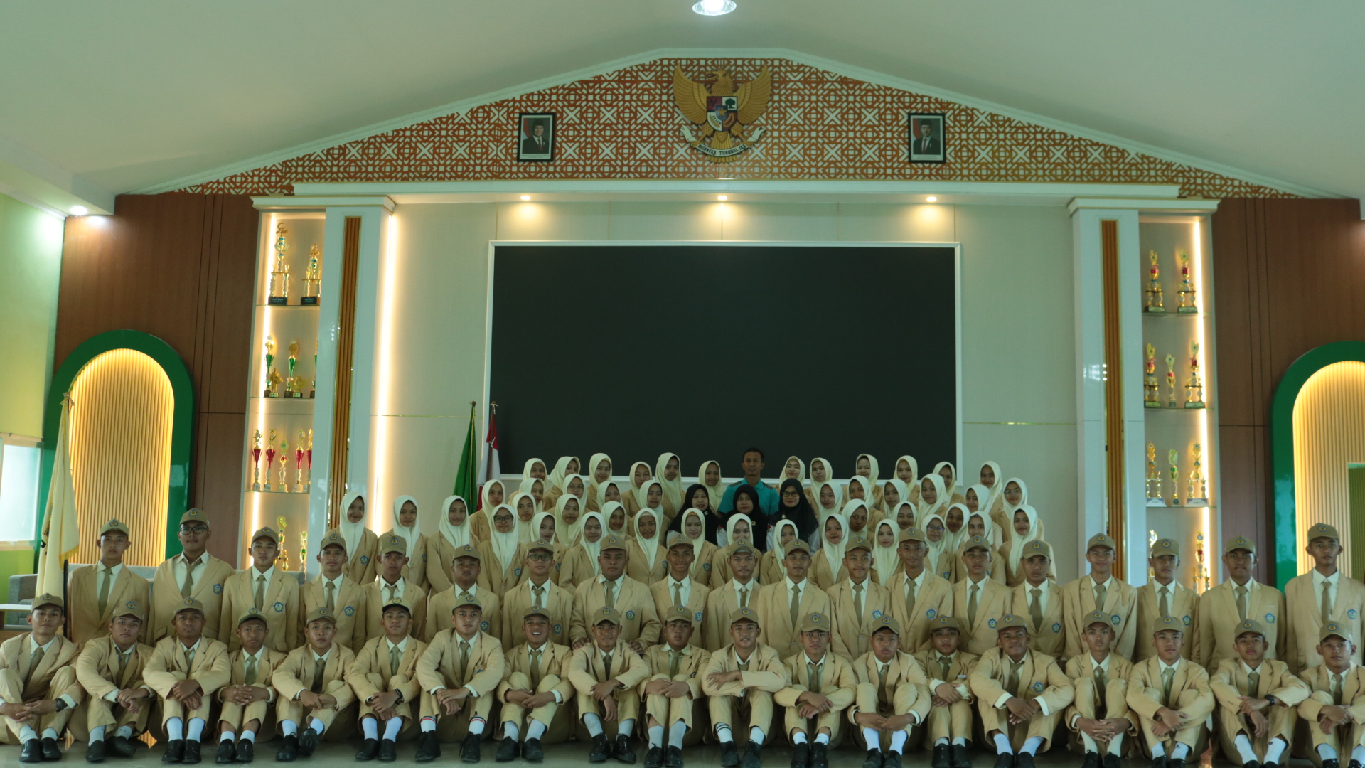 OSIS MAN 2